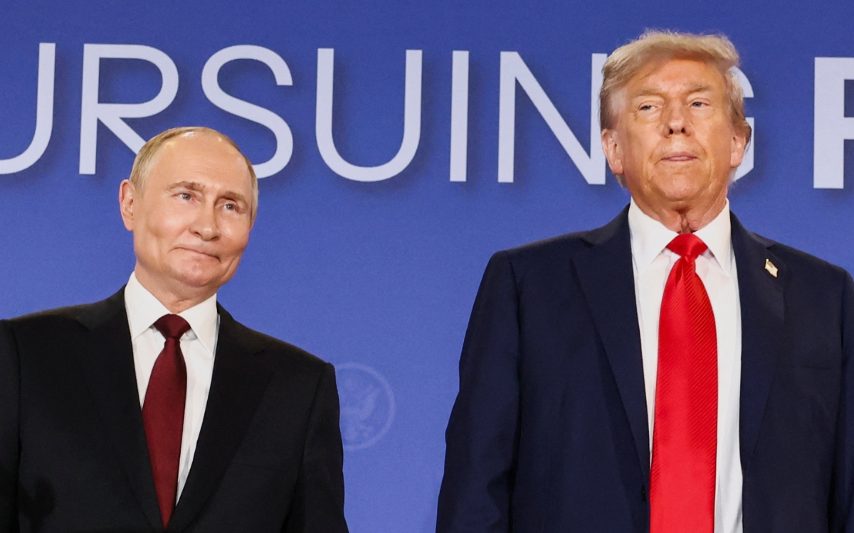 Sin acuerdo sobre Ucrania, Putin y Trump terminan reunión; coinciden en que fue productiva
