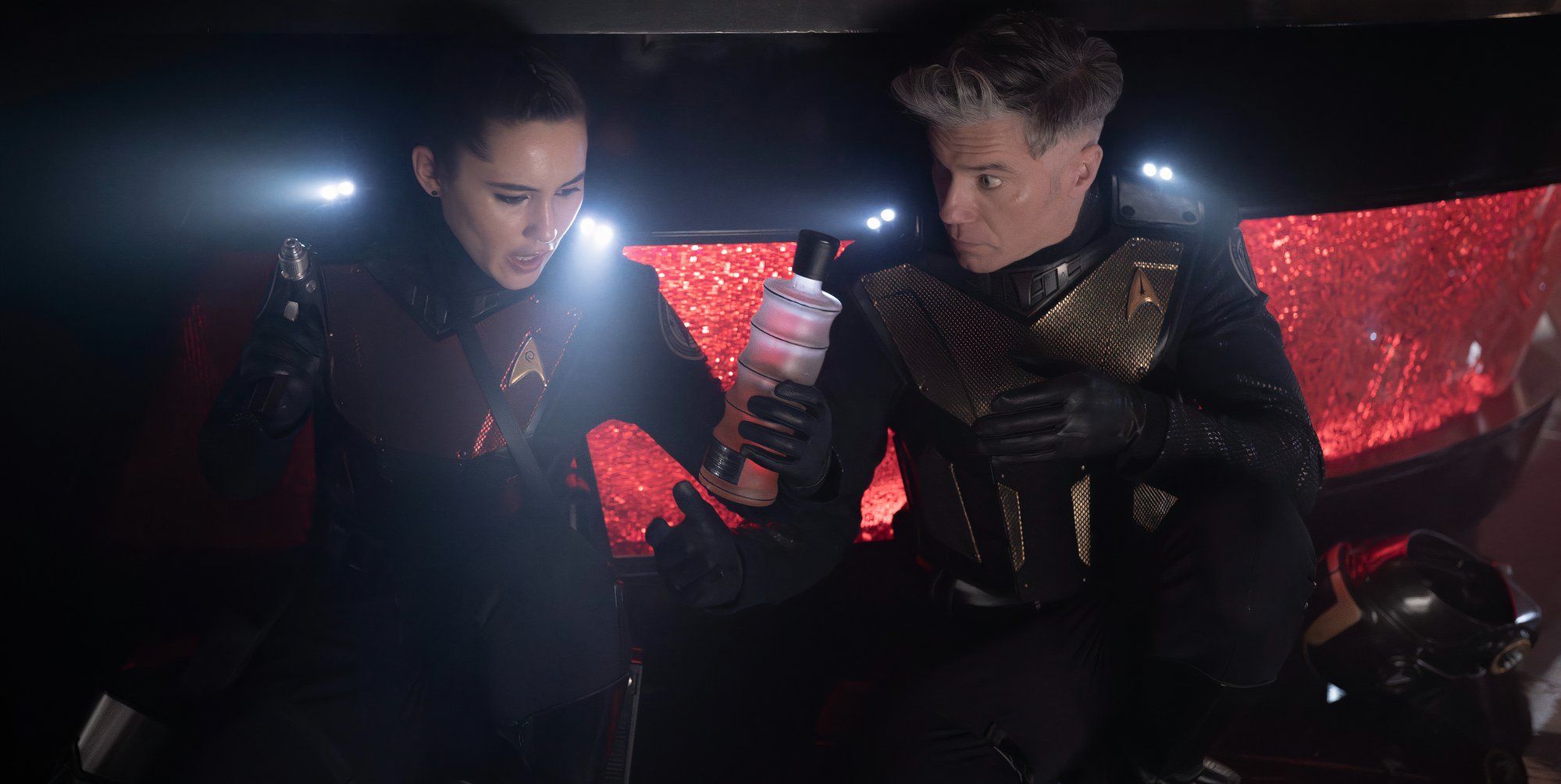 La'an y Pike en nuevos mundos extraños