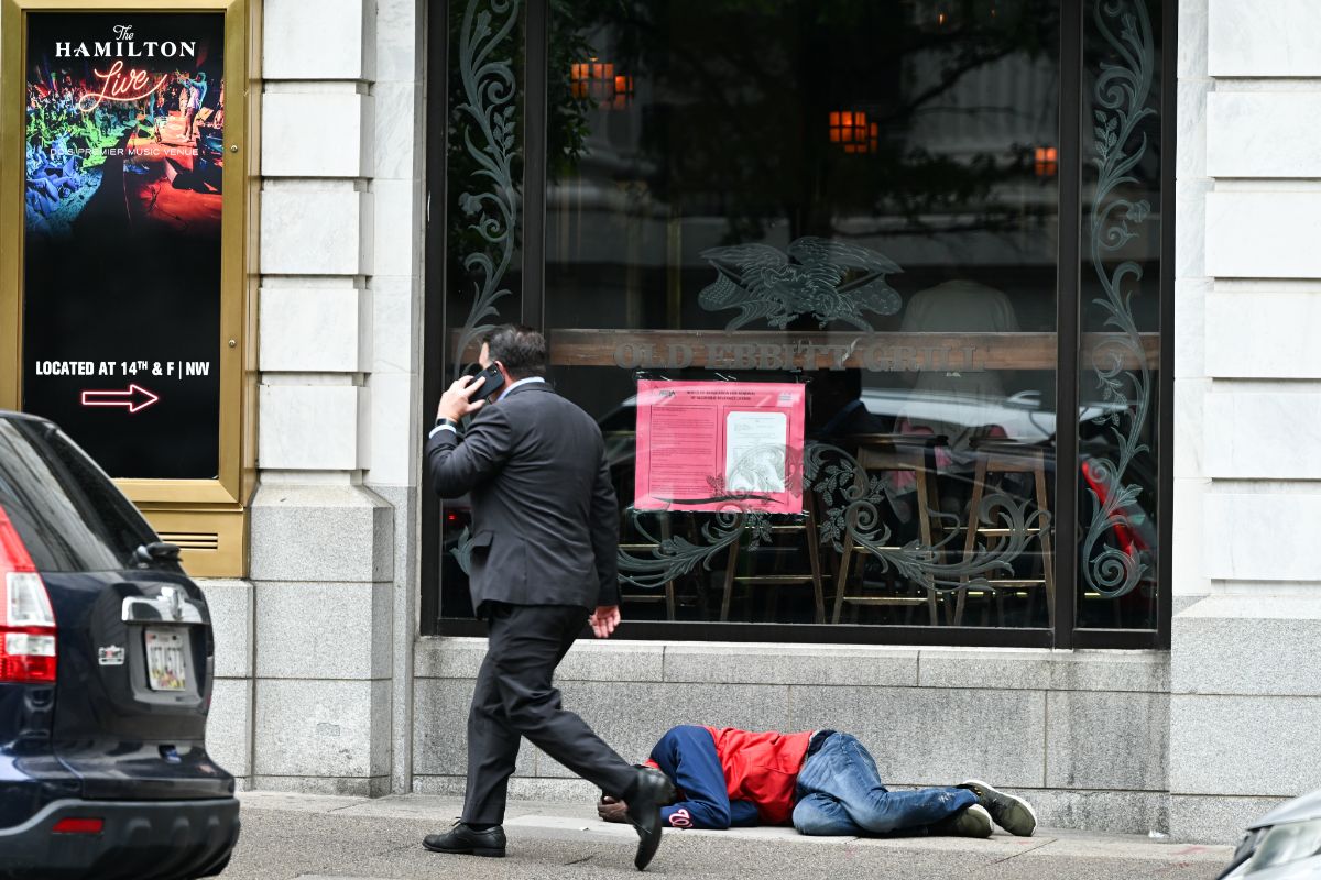 Trump anuncia que expulsará de Washington D.C. a toda la población sin hogar