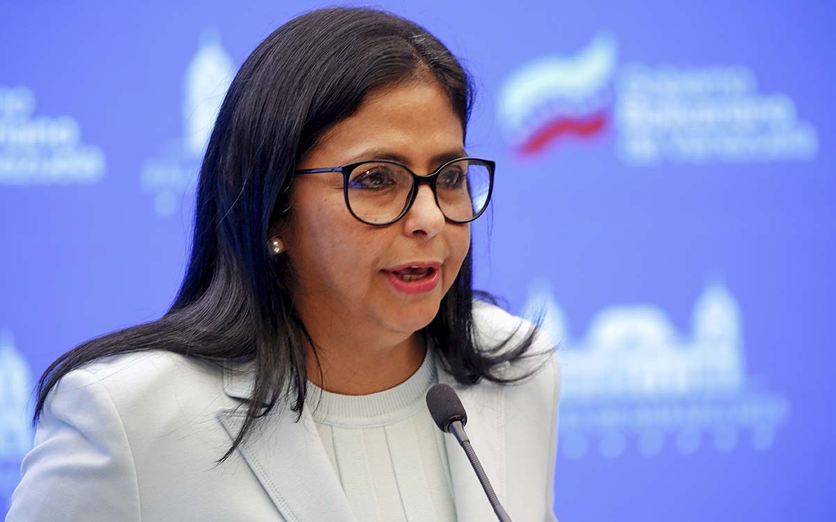 Vicepresidenta venezolana dice que fiscal de EEUU sigue con "ridículo show" contra Maduro