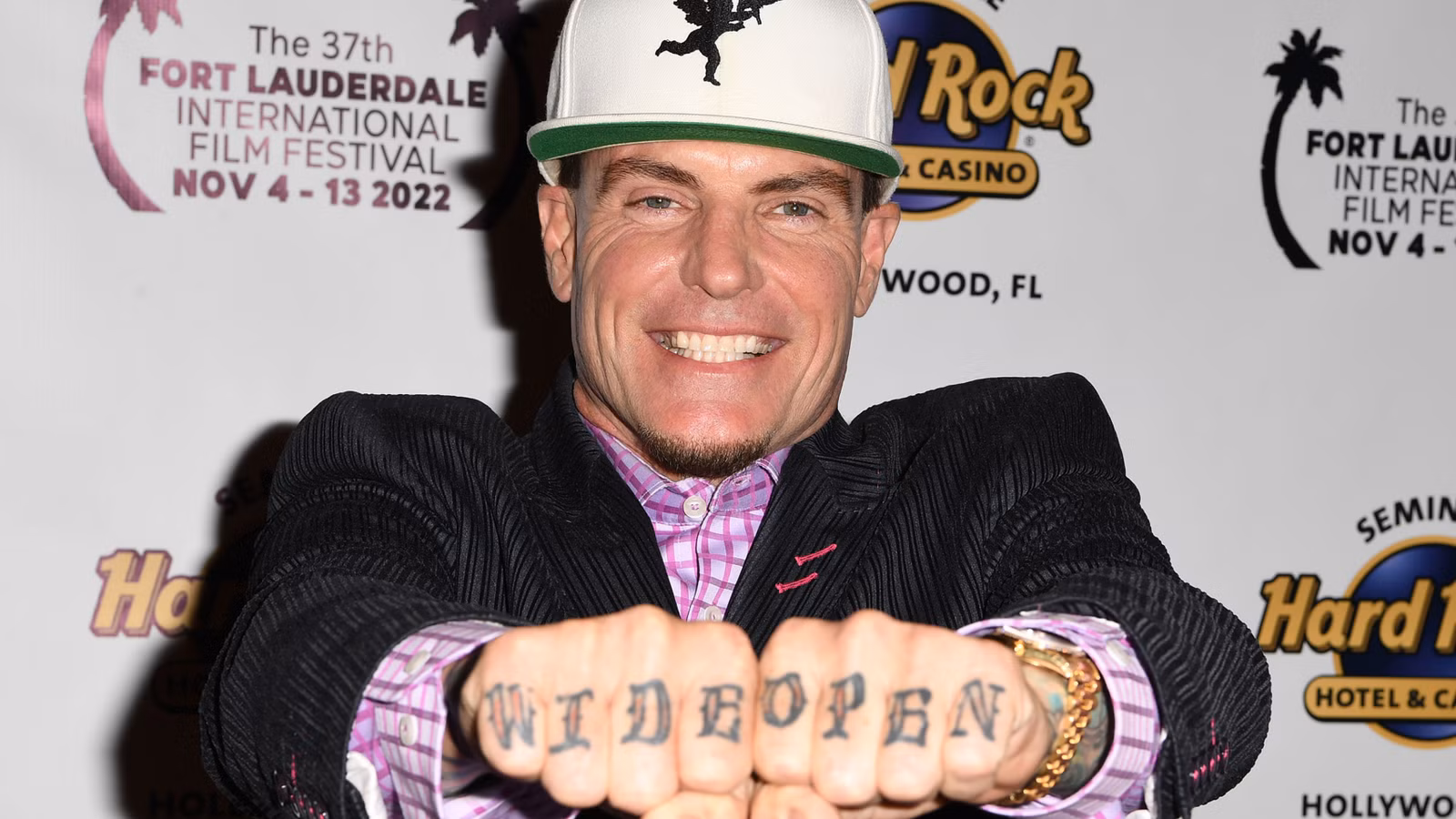 10 canciones tan sobreproducidas son realmente buenas