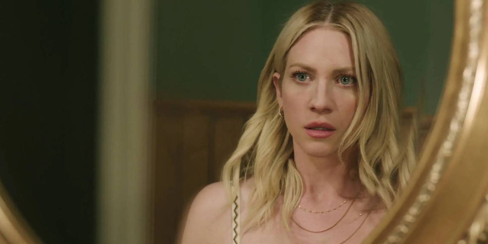 El jefe de Hunting Wives defiende el éxito de Netflix después de que el público llame a la serie obscena “Insane”