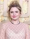 Tiro en la cabeza de Rose Mciver