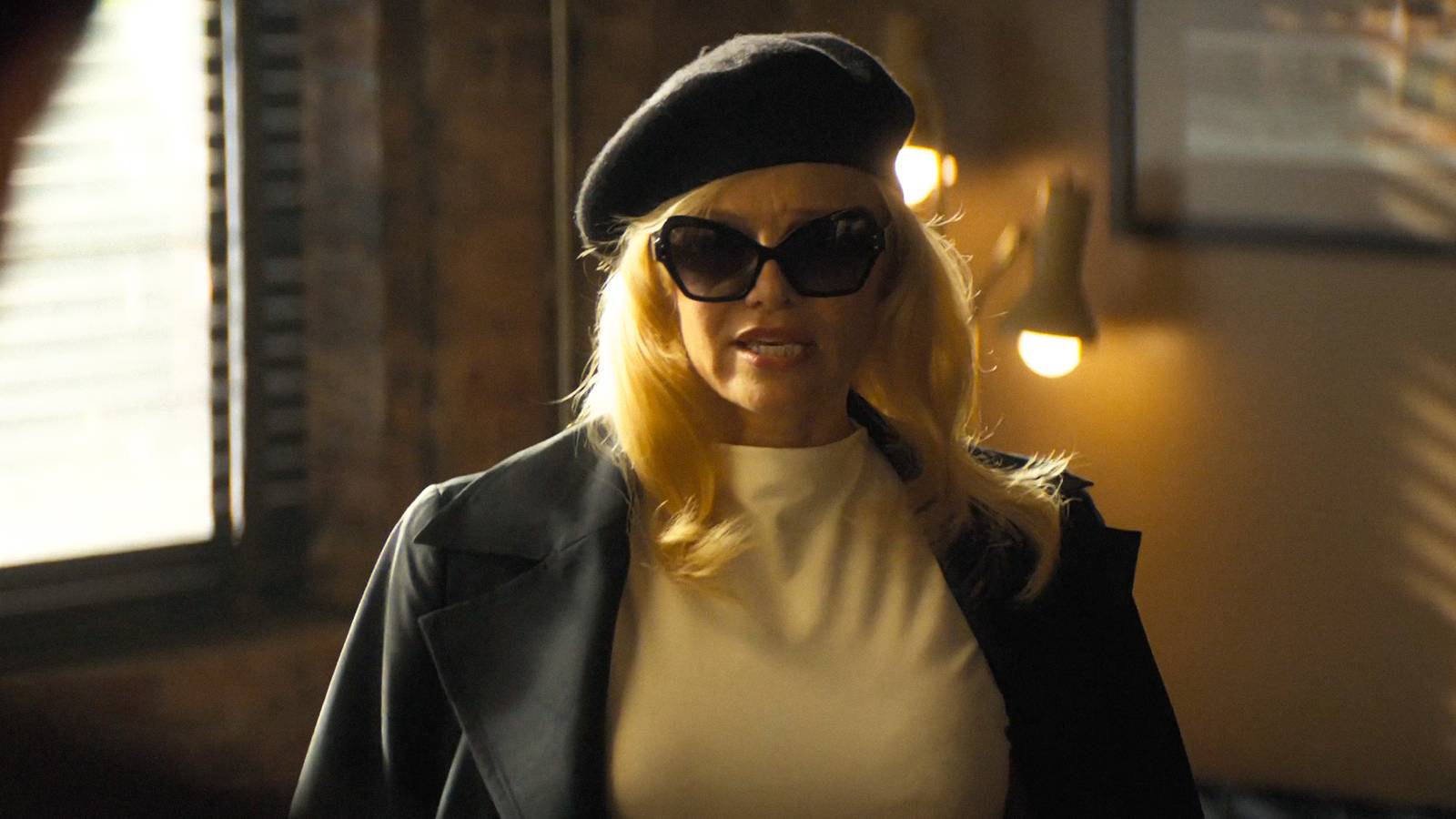 "Esta es la mejor venganza": los sentimientos de la estrella de la pistola desnuda sobre la miniserie de Hulu "hiriente" sobre su vida