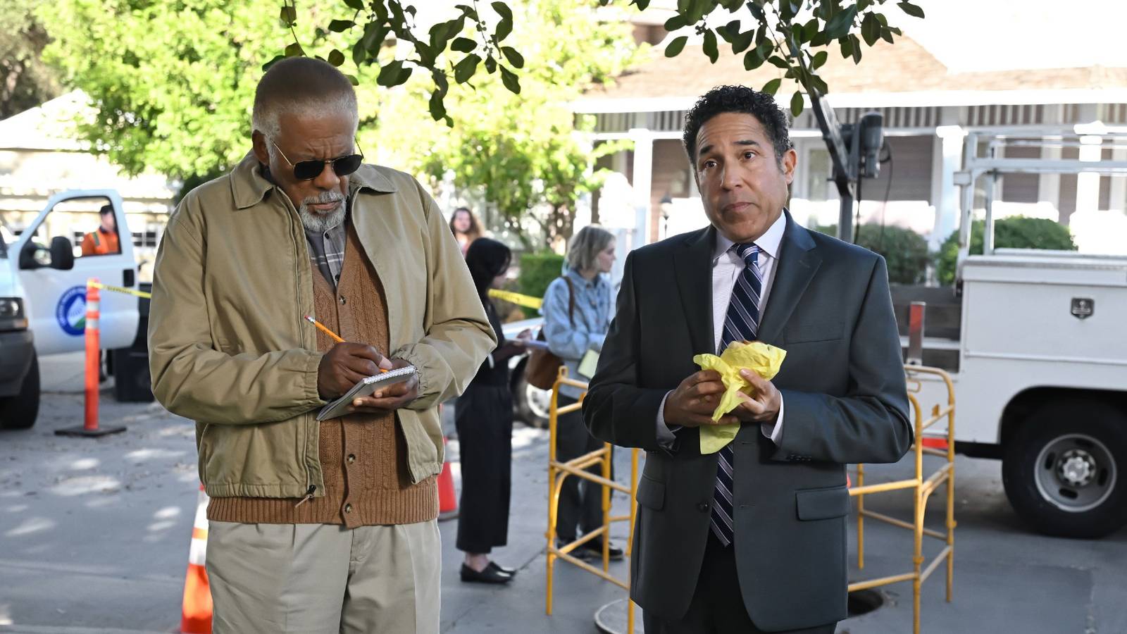 El periódico: donde conoces el elenco de la oficina spin -off desde