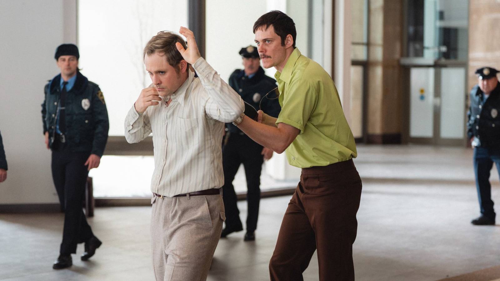 Revisión de cable de Dead Man: la última comedia de Gus Van Sant es una hilarante con alcance del crimen que carece de una mordida crítica