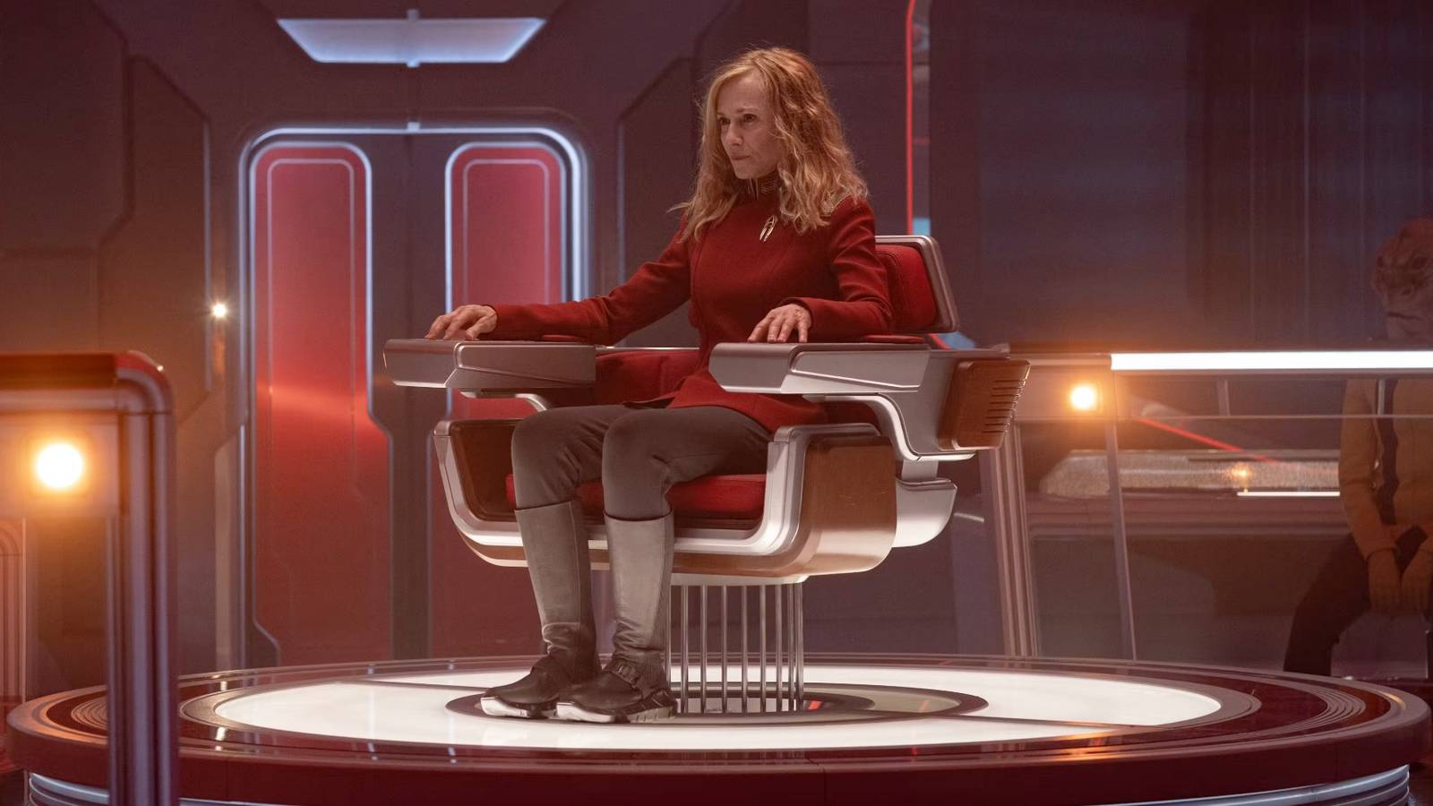 El ganador del Oscar que interpreta al nuevo capitán de Star Trek es “diferente a cualquiera que hayas visto antes”, dice Starfleet Academy Showrunner