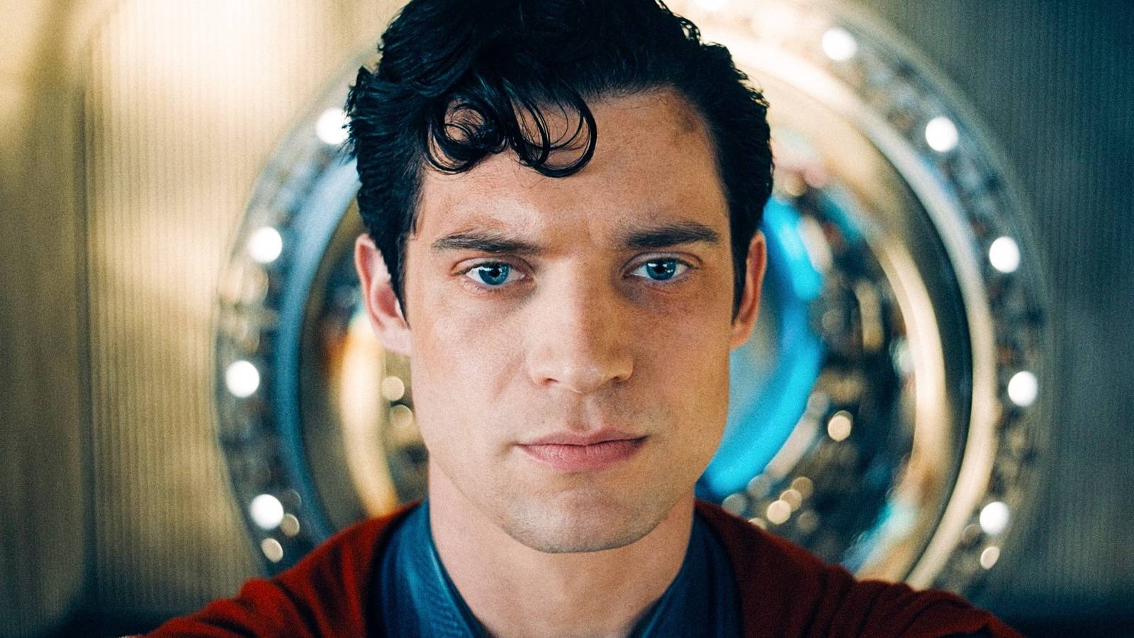 Nuevo Peacemaker & Superman BTS Image Fuels Cameo Especulación