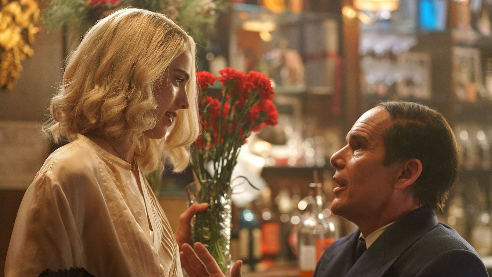 Revisión de Blue Moon: después de un inicio inestable, la película biográfica de Richard Linklater logra algo notable