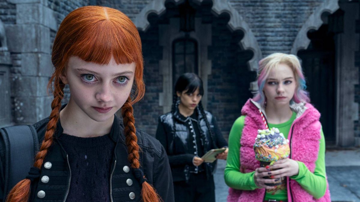 Por qué la escena de baile de la temporada 2 del miércoles fue un momento "pellizco" para las estrellas