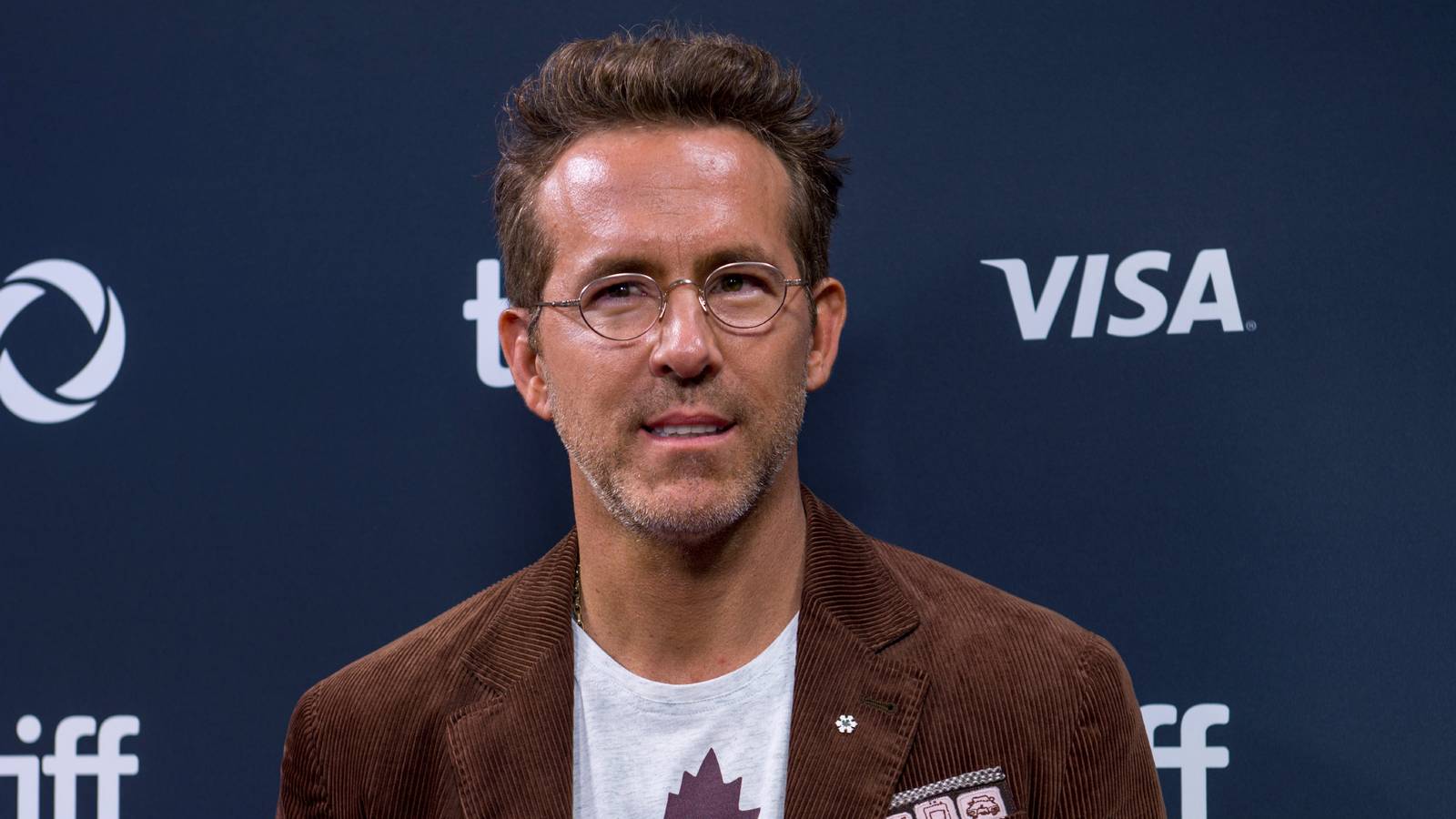 Ryan Reynolds detalla cómo su teléfono arruinó la escena más emotiva de Denzel Washington en un thriller de $ 208 millones