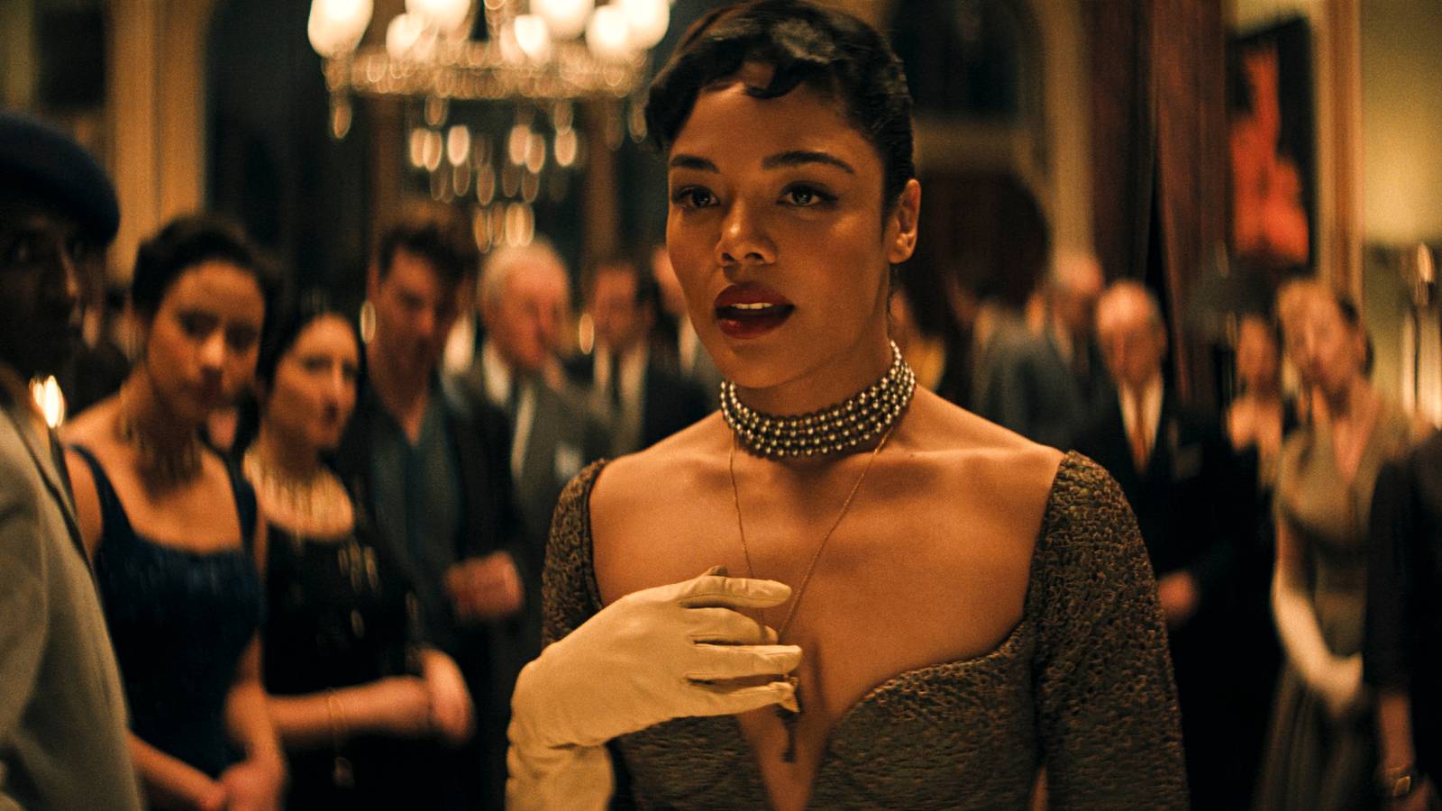 Revisión de Hedda: Tessa Thompson es una creadora de caos seductor en la reinvención radical de Nia Dacosta de la obra clásica