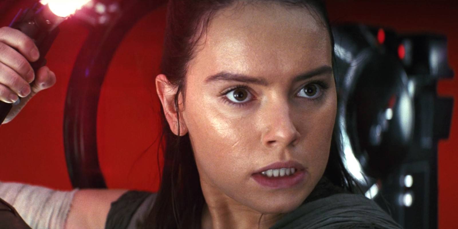 El esposo de Daisy Ridley “no estaba al tanto” que su película comenzó cuando Reylo fan ficción