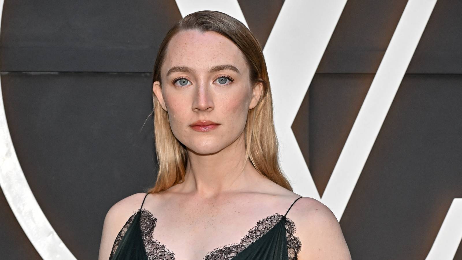 El thriller de comedia de Saoirse Ronan debuta con una fuerte puntuación de Rotten Tomatoes
