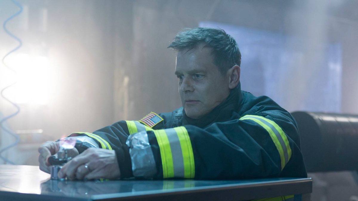 La reacción violenta de la muerte de Bobby es sorprendentemente una bendición para la temporada 9 de 9-1-1