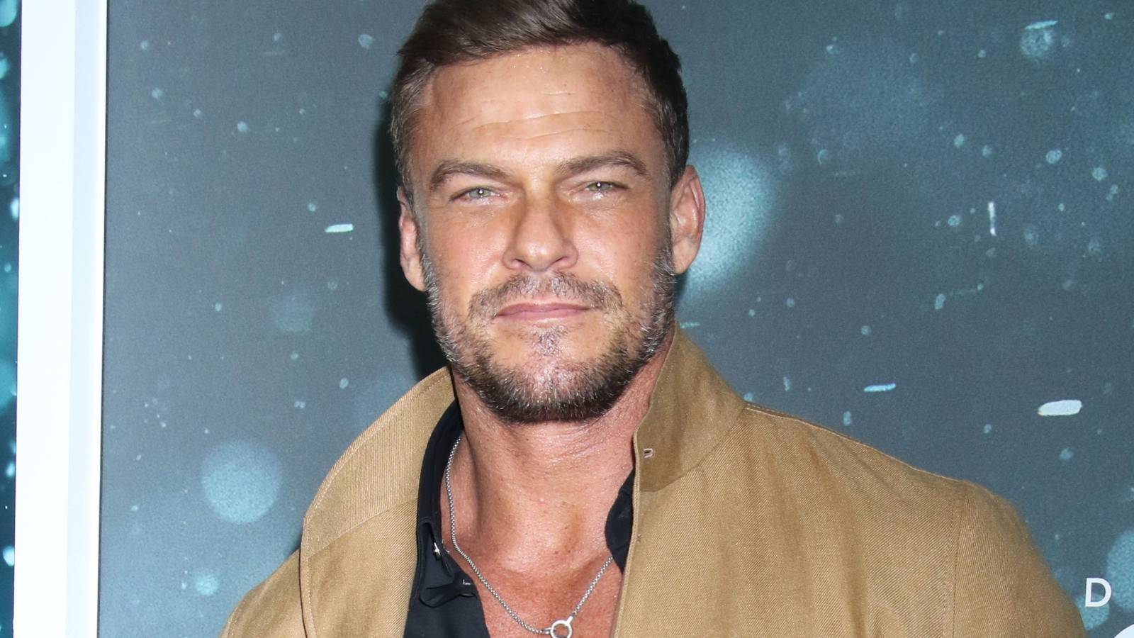 La nueva película de Alan Ritchson con casi sin diálogo debuts con una sólida partitura de Rotten Tomatoes