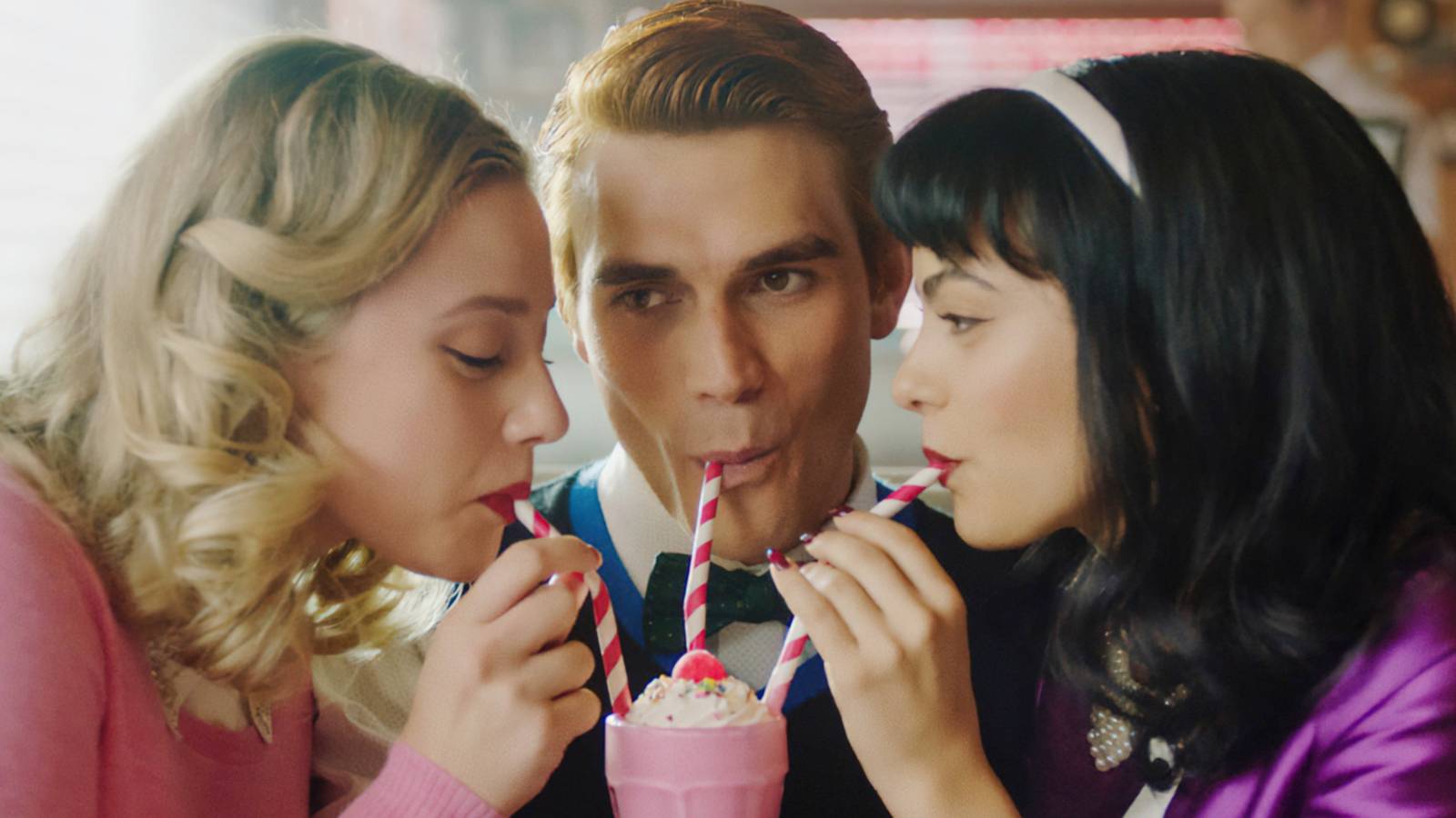 8 historias totalmente a diferencia de Riverdale, la nueva película de Archie podría adaptarse