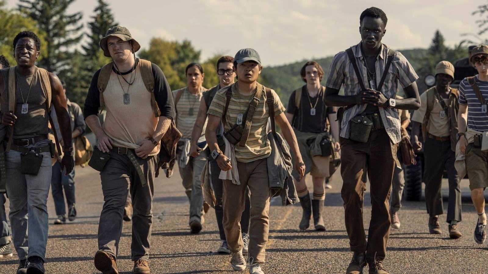 Por qué el final de la larga caminata cambia del libro de Stephen King explicado por el director