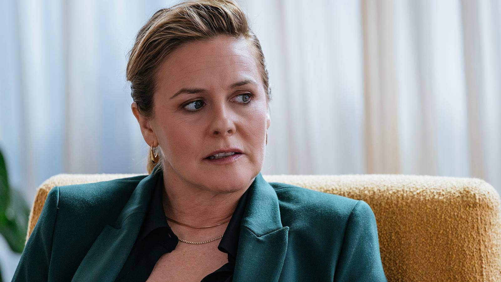 La temporada 2 de sangre irlandesa de Alicia Silverstone confirmada después de que Cliffhanger terminó