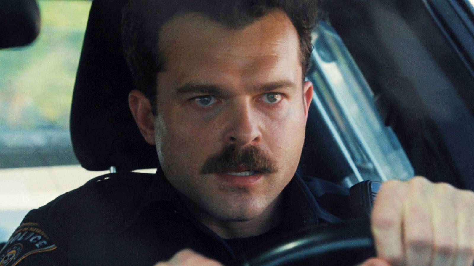 El director de armas, Zach Cregger, comparte la actualización del guión de Gotham City DC