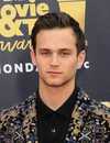 SHEADOTOT de Brandon Flynn en los MTV Movie Awards 2018 