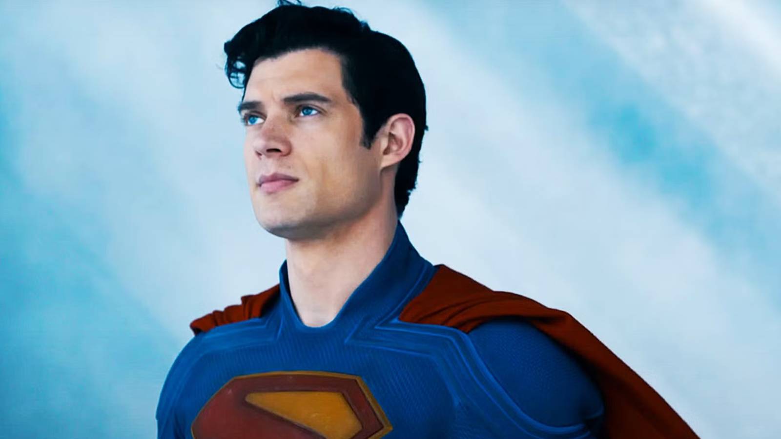 Superman se eleva al número 1 después del lanzamiento de transmisión