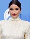 Tiro en la cabeza de Shelley Hennig
