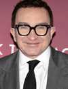 Tiro en la cabeza de Eddie Marsan en el estreno 'Back to Black'