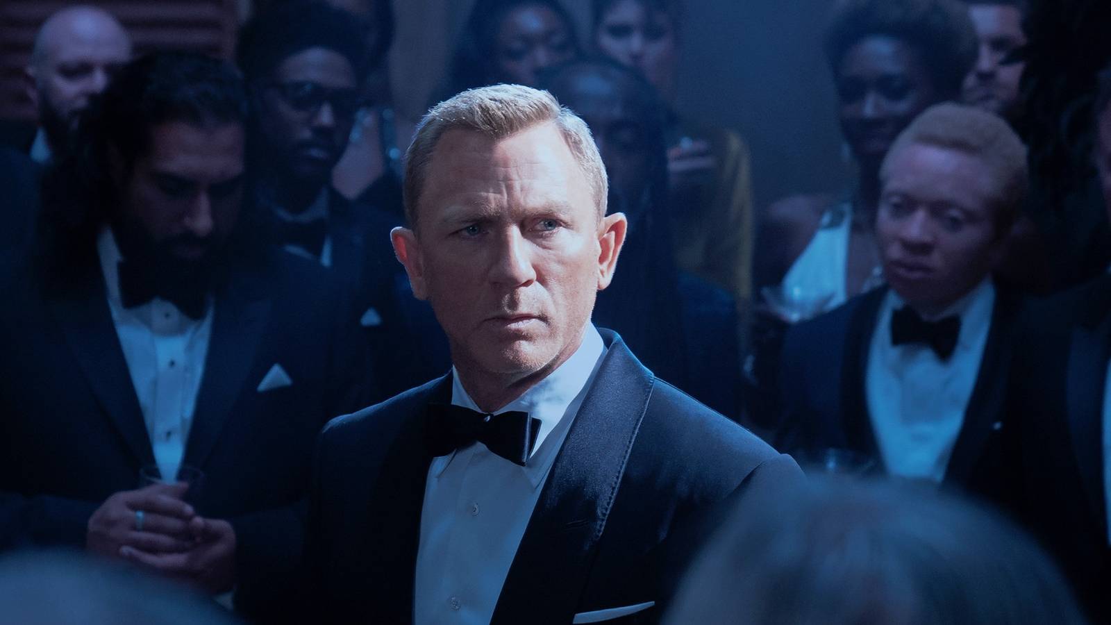 James Bond no debería descartar el lanzamiento de un estadounidense, sin importar lo que digan dos estrellas principales