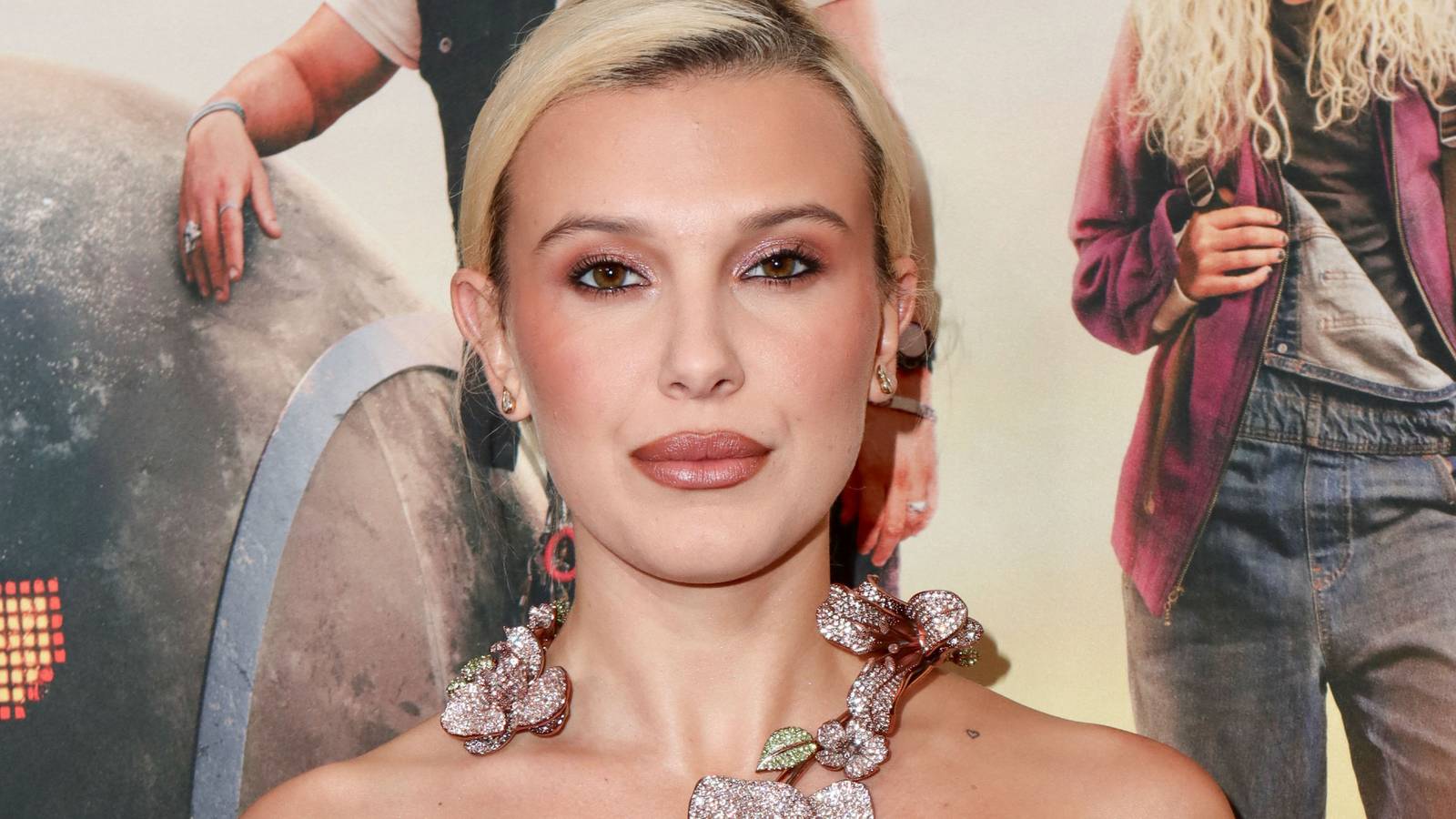 Millie Bobby Brown establece Godzilla vs. Reunión de Kong en la imagen de Netflix.