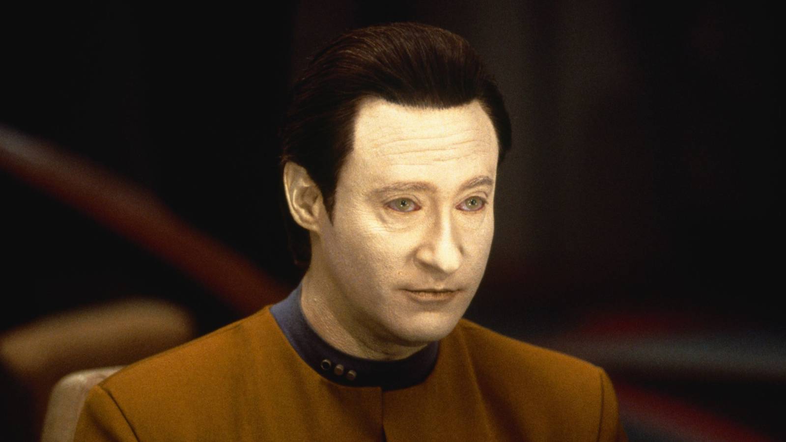 Brent Spiner es perfecto en TNG, pero lo amo más en este thriller de terror cancelado