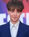 Foto de cabeza de Alex Lawther