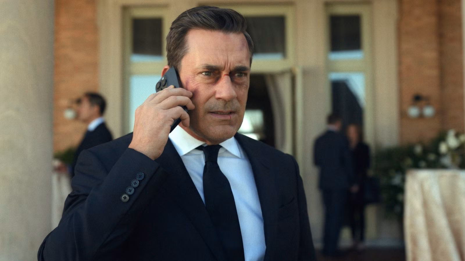 La comedia Apple TV+ Dark de Jon Hamm recibe una emocionante actualización de filmación de la temporada 2