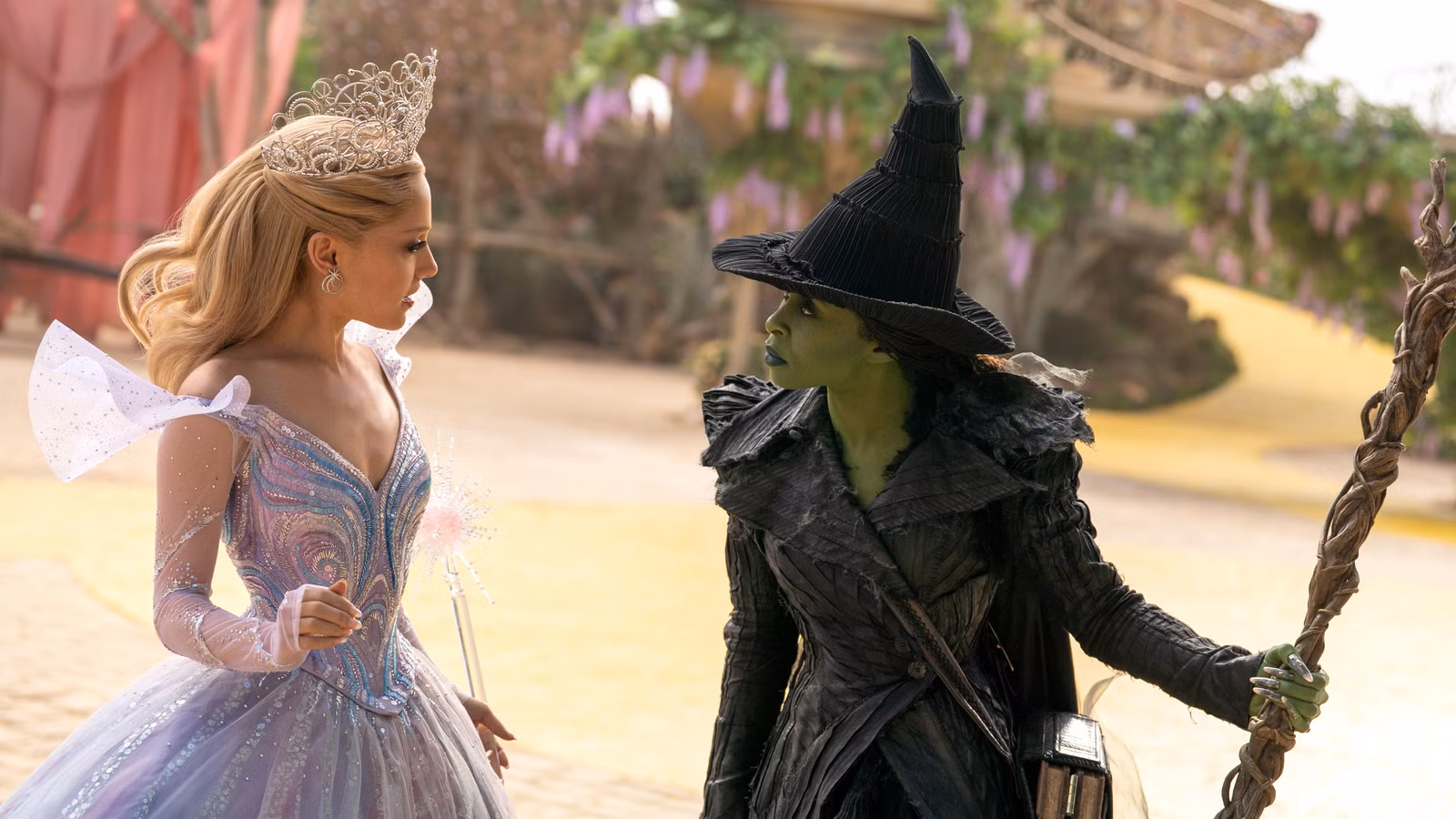 8 Las revelaciones más grandes en Wicked: para el trailer más nuevo
