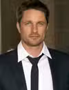 Tiro en la cabeza de Martin Henderson