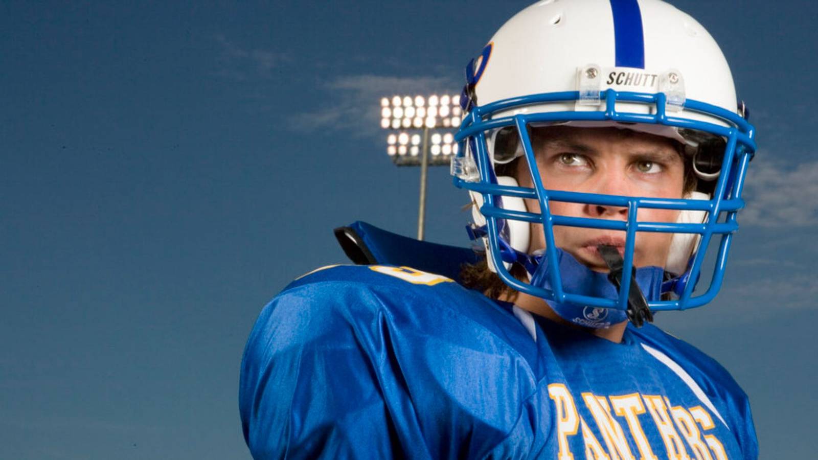 El regreso de Taylor Kitsch: The Friday Night Lights actor protagoniza dos de los mejores thrillers de 2025