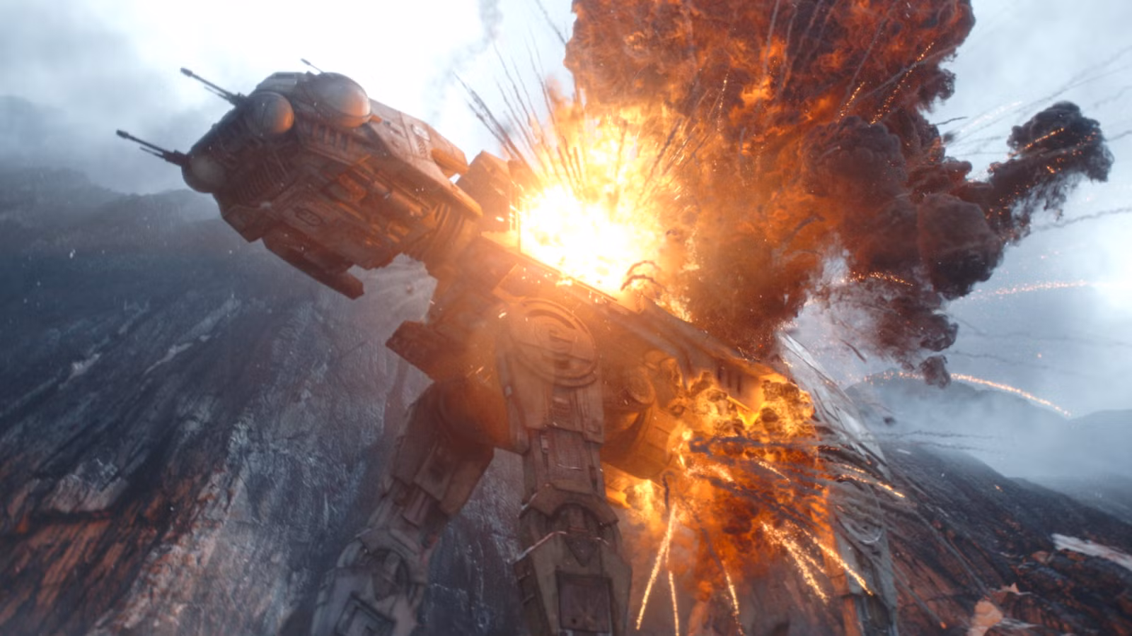 El nuevo trailer de Star Wars presenta el mejor homenaje de Empire Strikes Back