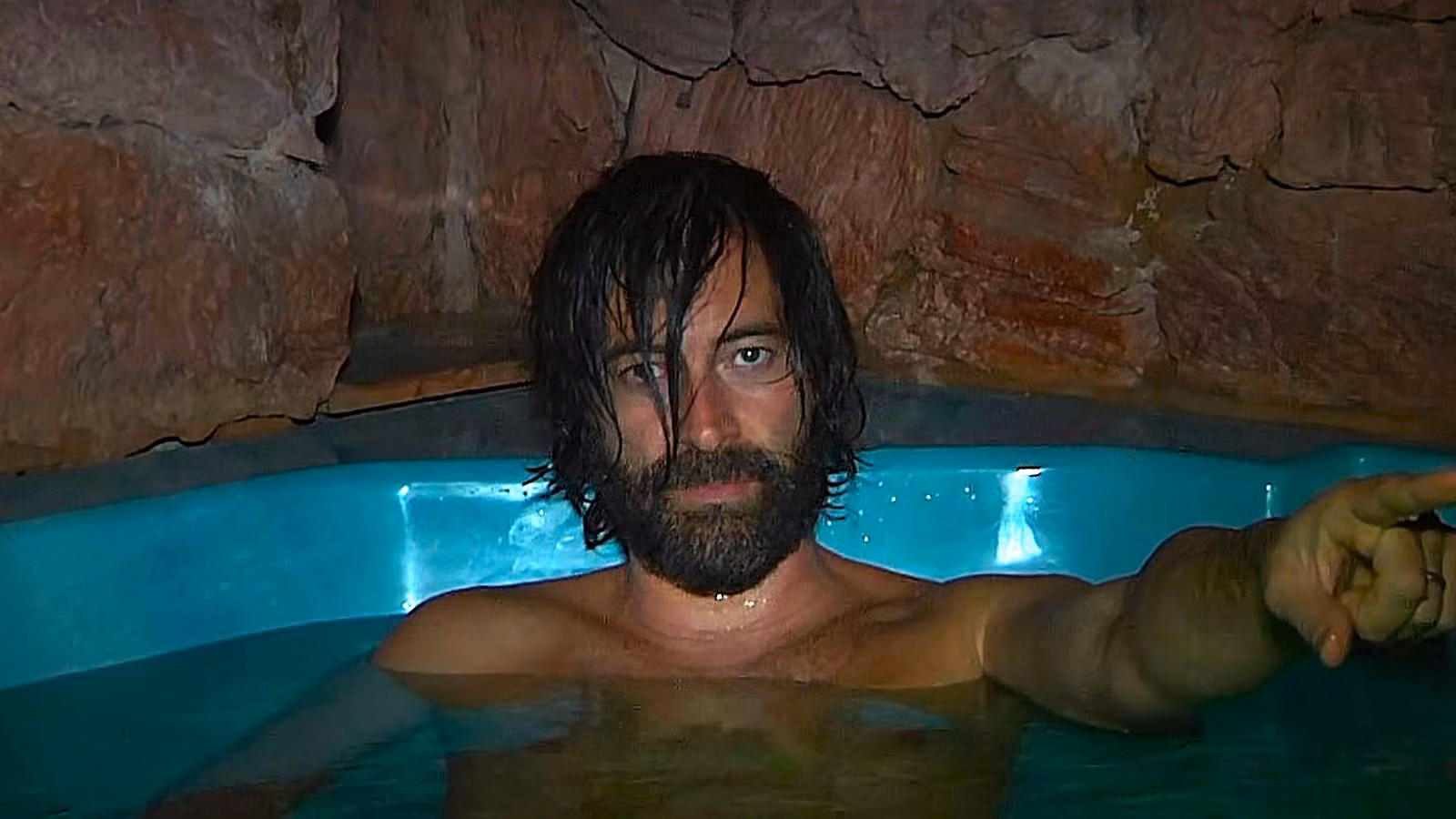 El programa de terror renovado extrañamente entretenido se siente prohibido ver