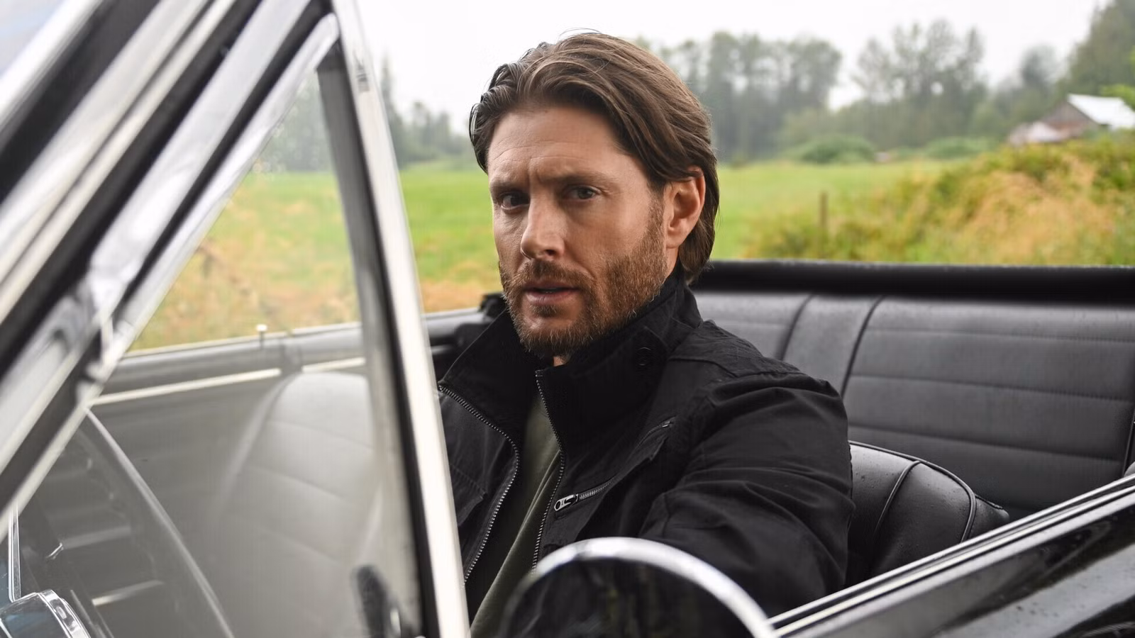 Tráiler de la temporada 3 del rastreador: Jensen Ackles y Justin Hartley Reunite para una acción explosiva