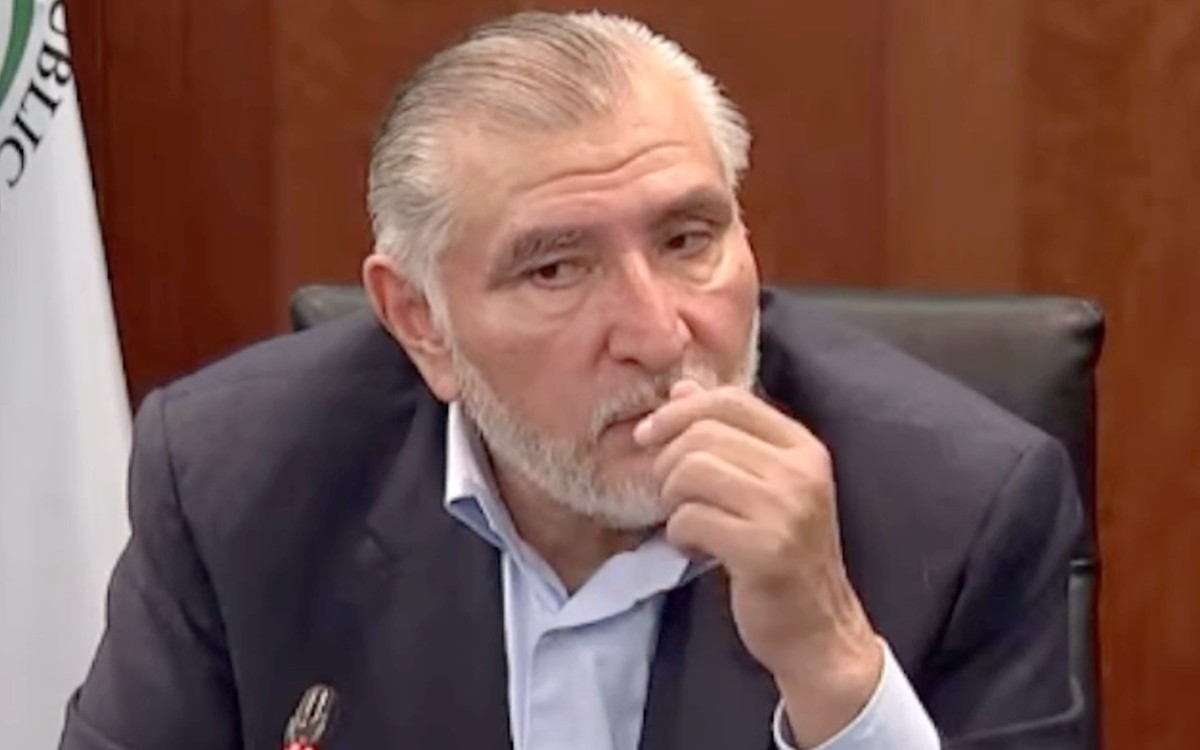 Adán Augusto explica otra vez sus ingresos por ‘asesorías legales’