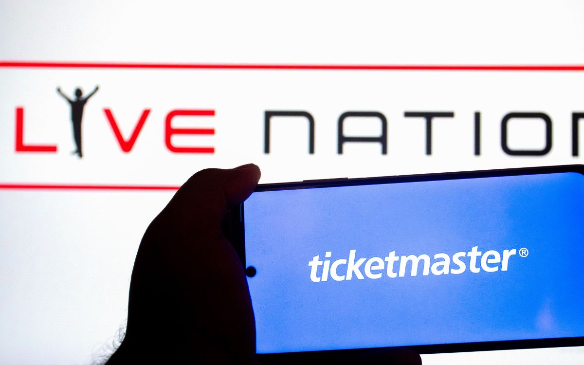 Demanda de EE.UU. acusa a Ticketmaster por maquinaria ilegal de reventa y estafas