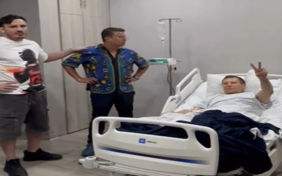 Extirpan piedra en vía urinaria a Julio César Chávez | Video