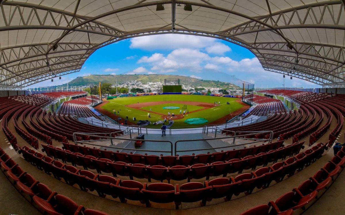 Gobierno de Nayarit propone dar en comodato el estadio Coloso del Pacífico a empresa privada