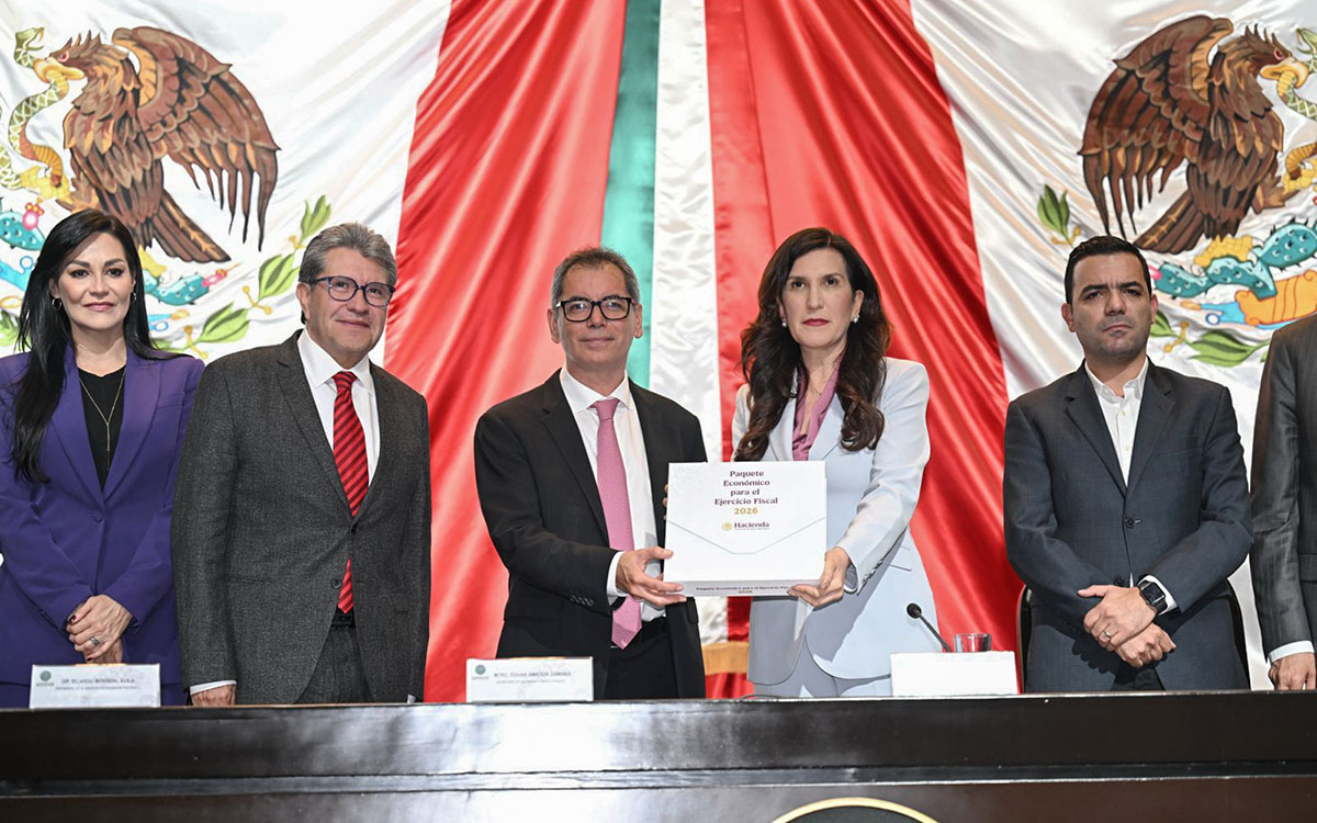 Hacienda entrega Paquete Económico 2026 al Congreso con aumento del IEPS a refrescos y cigarros