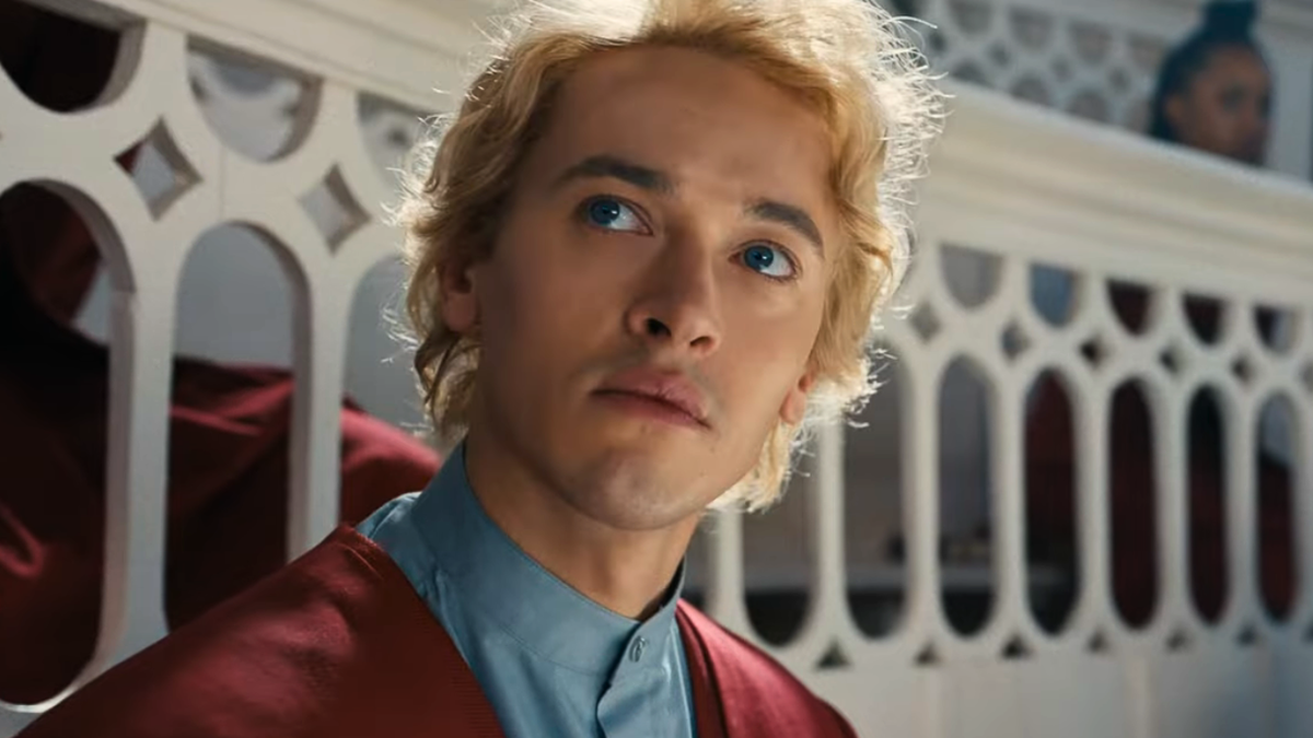 La estrella de Young Hunger Games reacciona al reparto de Ralph Fiennes como presidente Snow