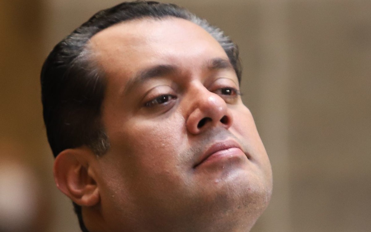 Morena retiene presidencia de Diputados cinco días más por falta de acuerdo