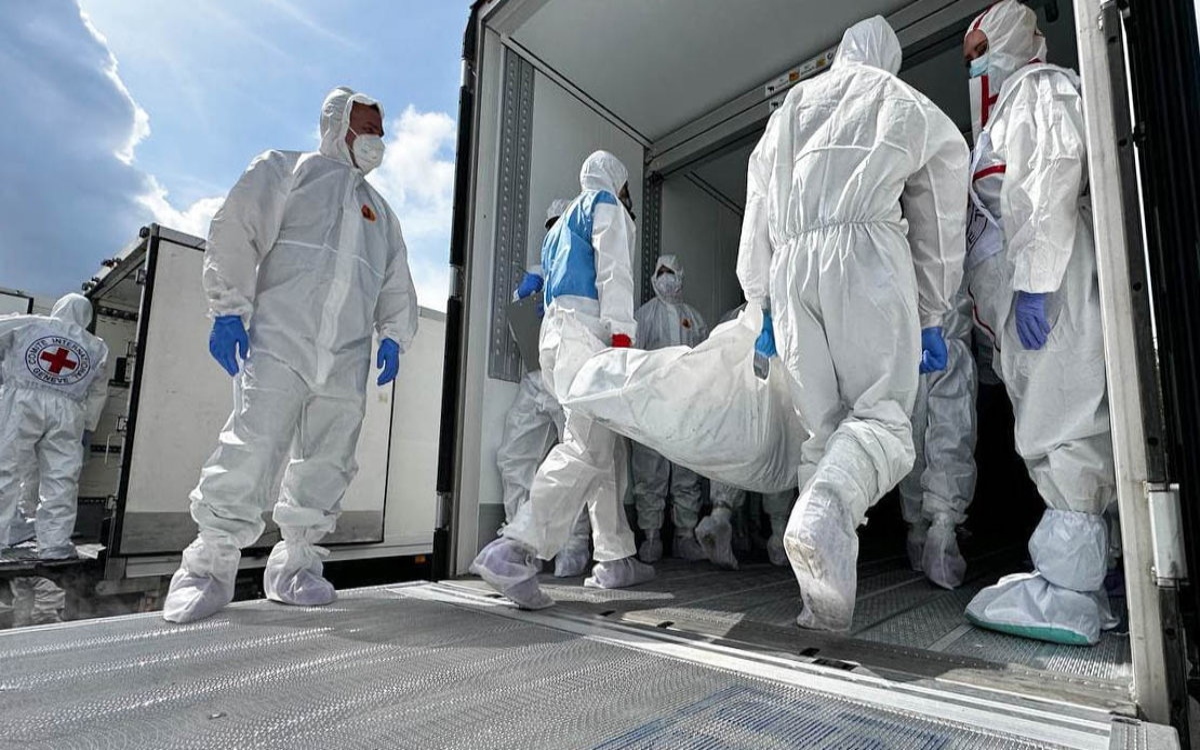 Moscú entrega más cadáveres de soldados ucranianos