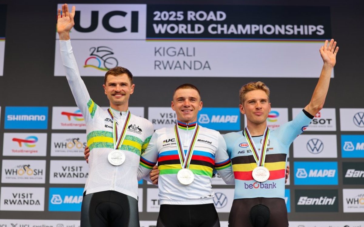Remco Evenepoel se corona triple campeón mundial de contrarreloj | Video