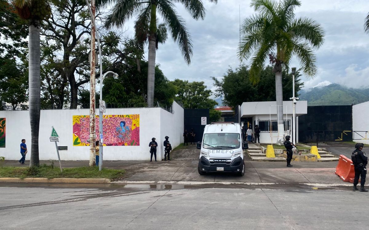 Reportan tres muertos tras riña en el penal de Tepic