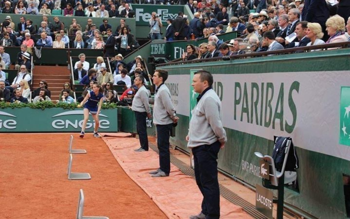 Roland Garros mantendrá a los jueces de línea en 2026